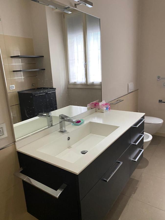Lovely Apartment In The New Porta Nuova Area Milánó Kültér fotó