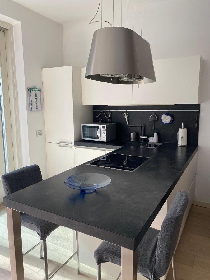 Lovely Apartment In The New Porta Nuova Area Milánó Kültér fotó