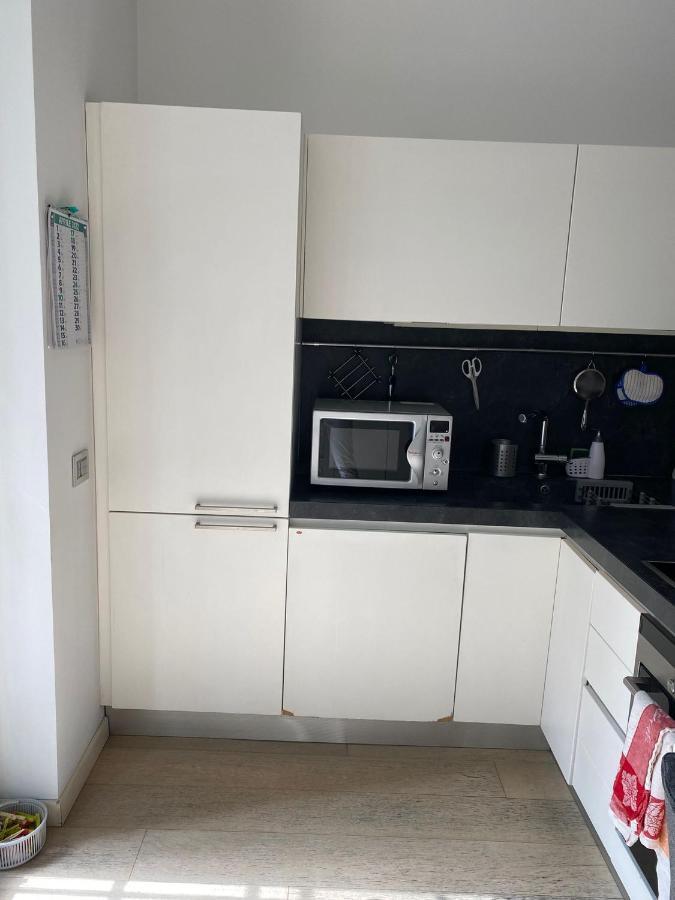 Lovely Apartment In The New Porta Nuova Area Milánó Kültér fotó